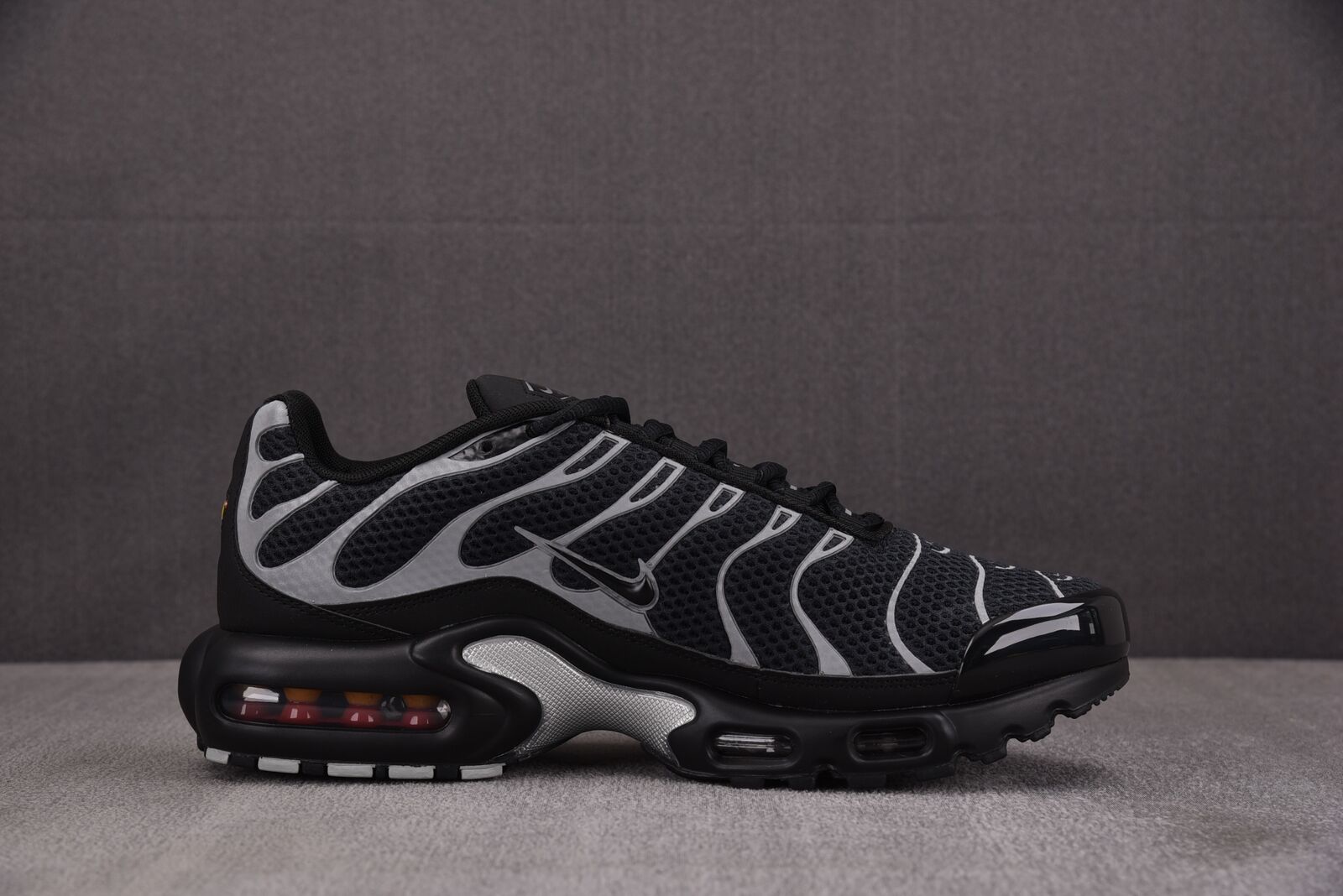 c8d374f55522a8875d3262eea248f6c9_1758521132_9079.jpg