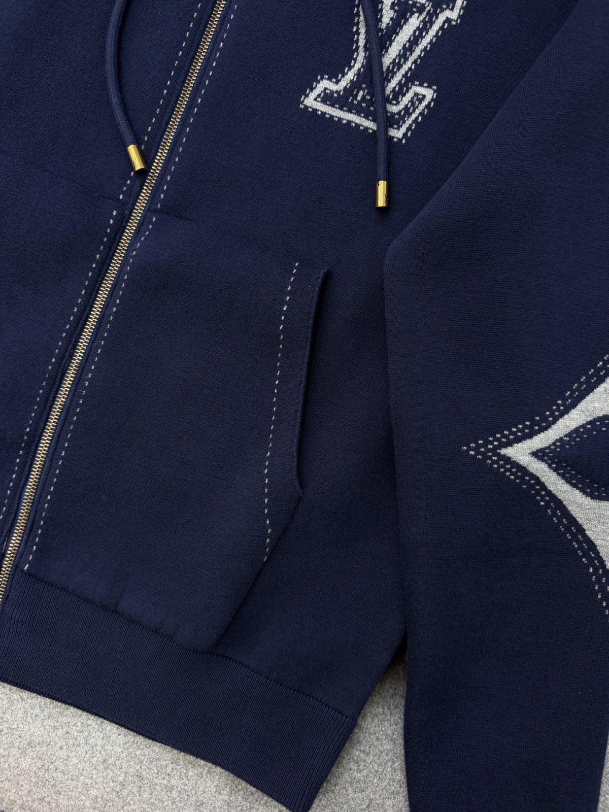 7cbc0e58304c7bcf6b6c1e068b652850_1793165208_1157.jpg