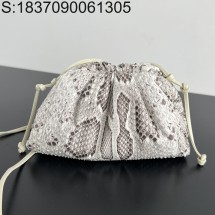 징 팩토리 보테가베네타 리얼 파이톤 가죽 파우치 576227 22*13*5cm 