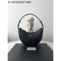 블랙프레임공장 프라다 아르케 스몰 가죽 숄더백 1BC194 22.5*18.5*6cm 블랙 