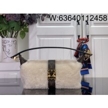 [88factory] 루이비통 포쉐트 미아 25 M26245 14.5*8*22cm 아이보리