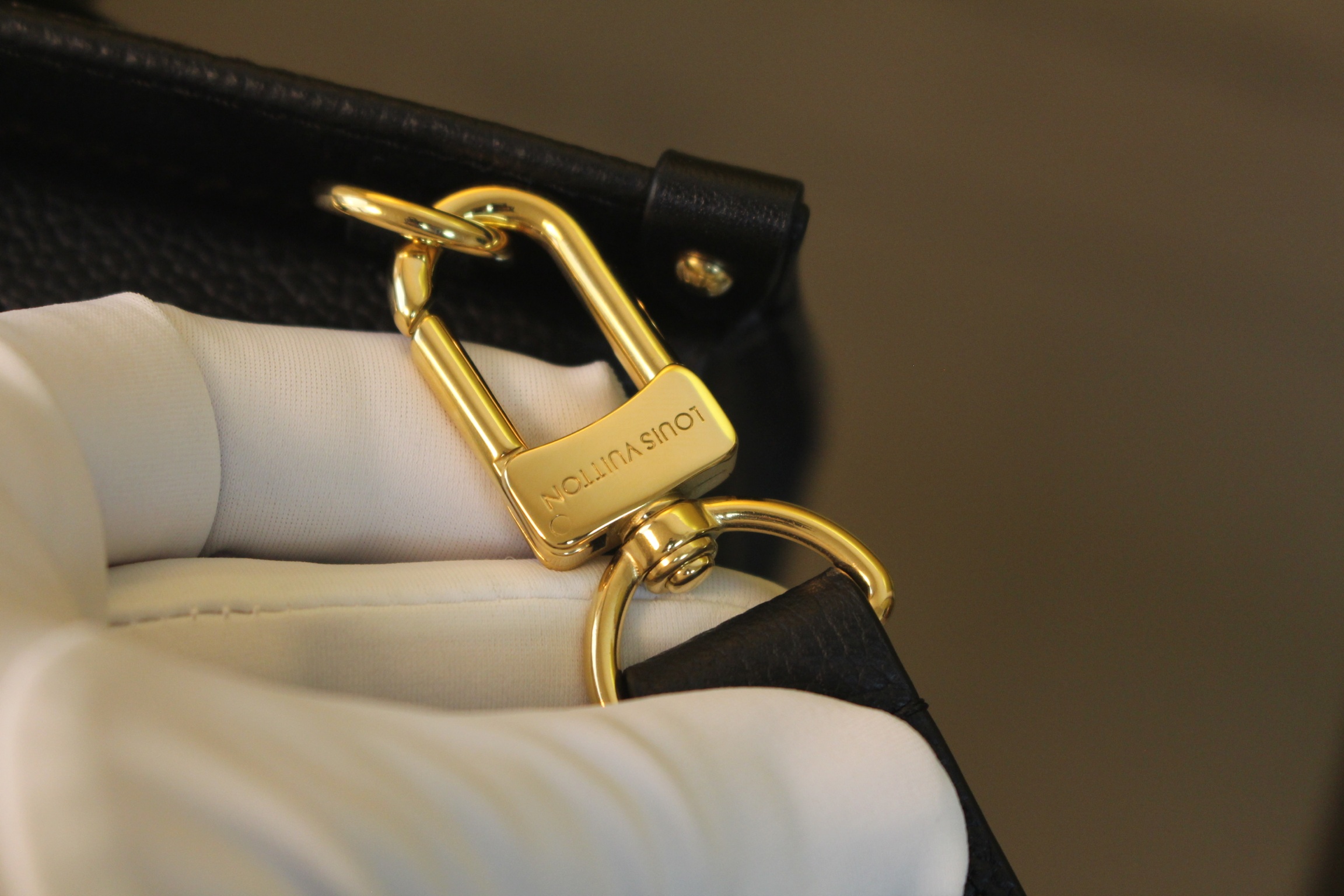 img4.jpg