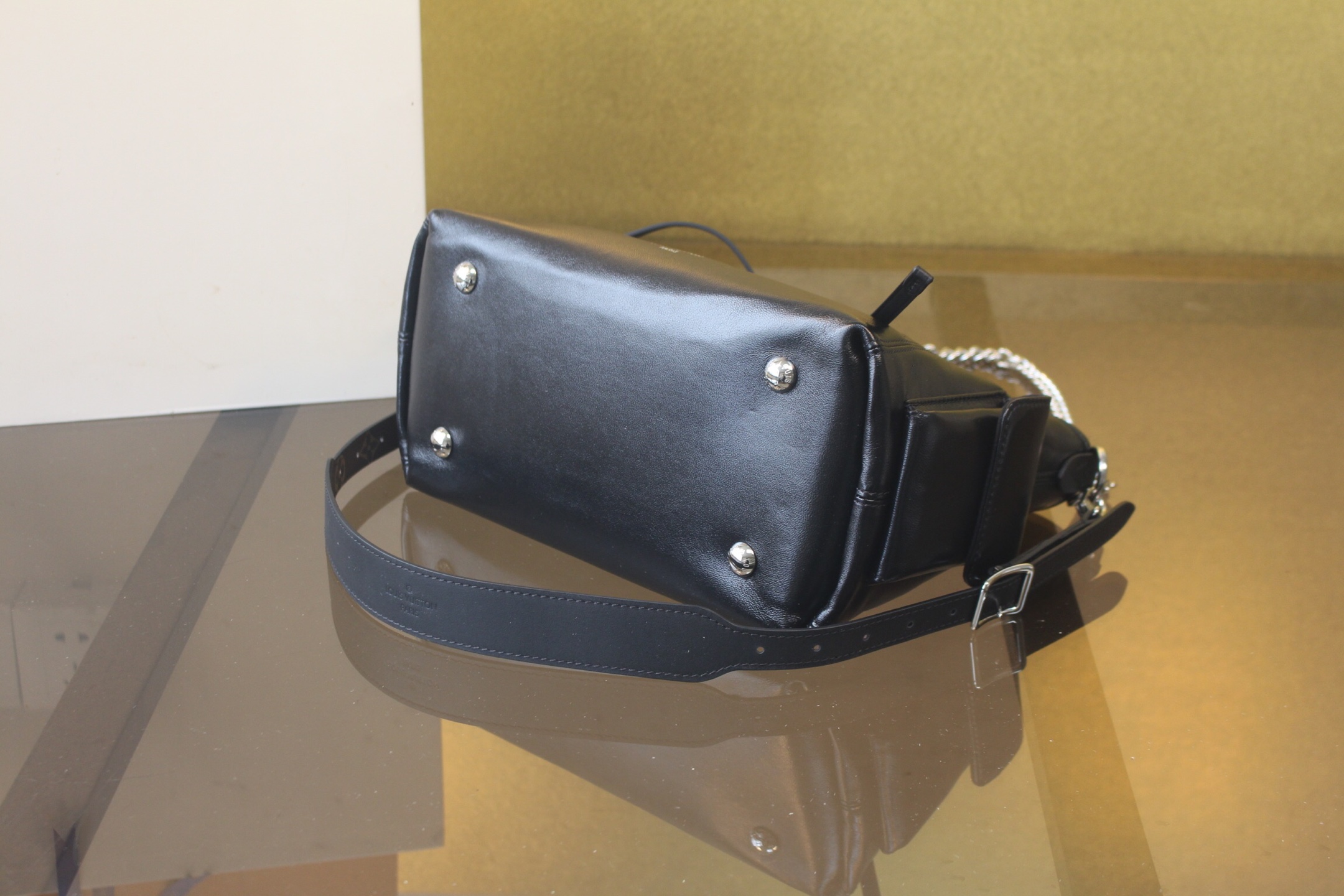 img3.jpg