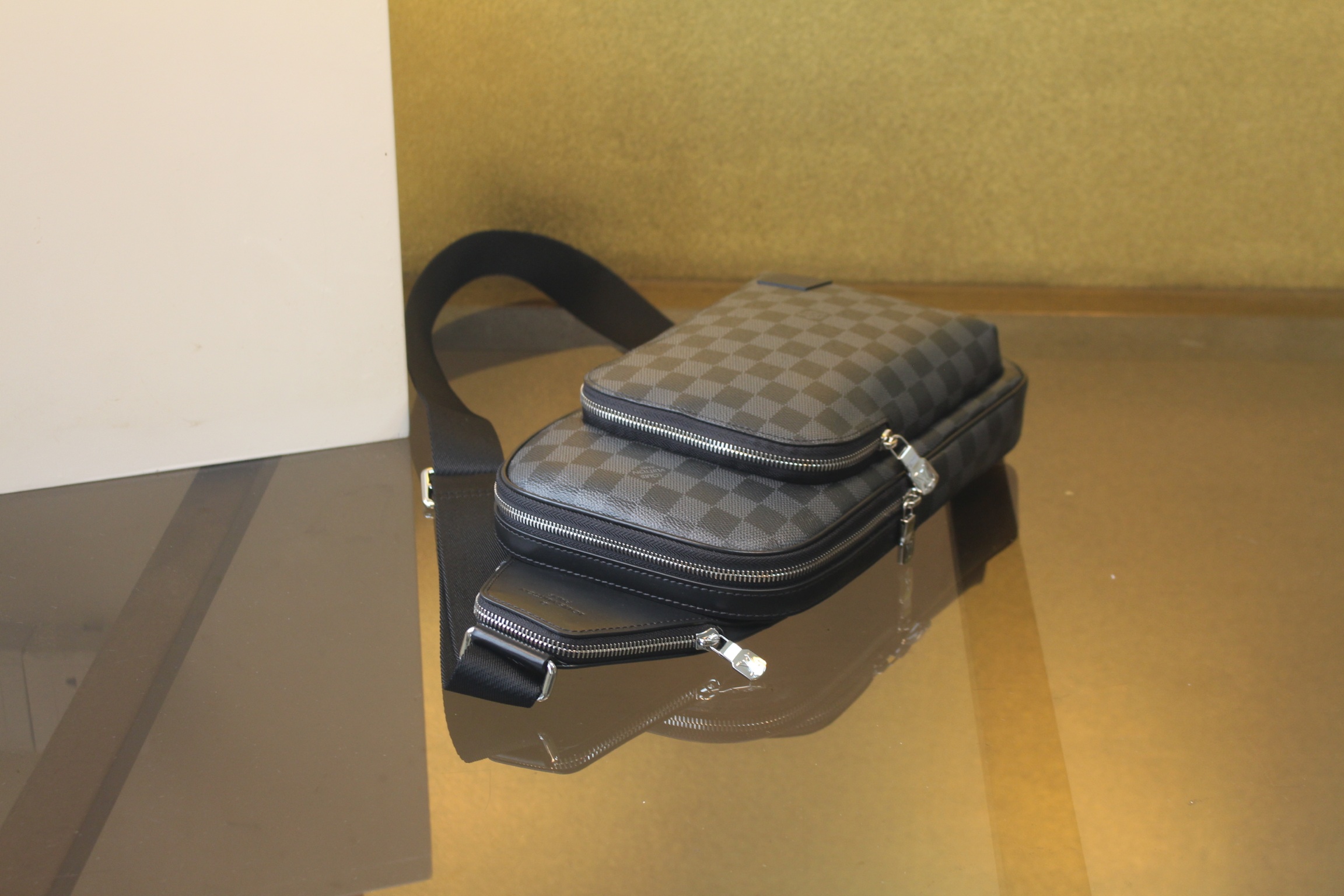 img4.jpg
