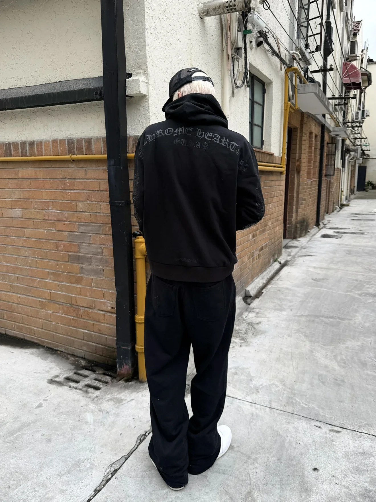 img4.jpg
