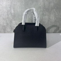 (출고사진첨부+) [켄달공장] 더 로우 마고 10 레더 백 블랙 실버 25.5*18*19cm 리치무늬