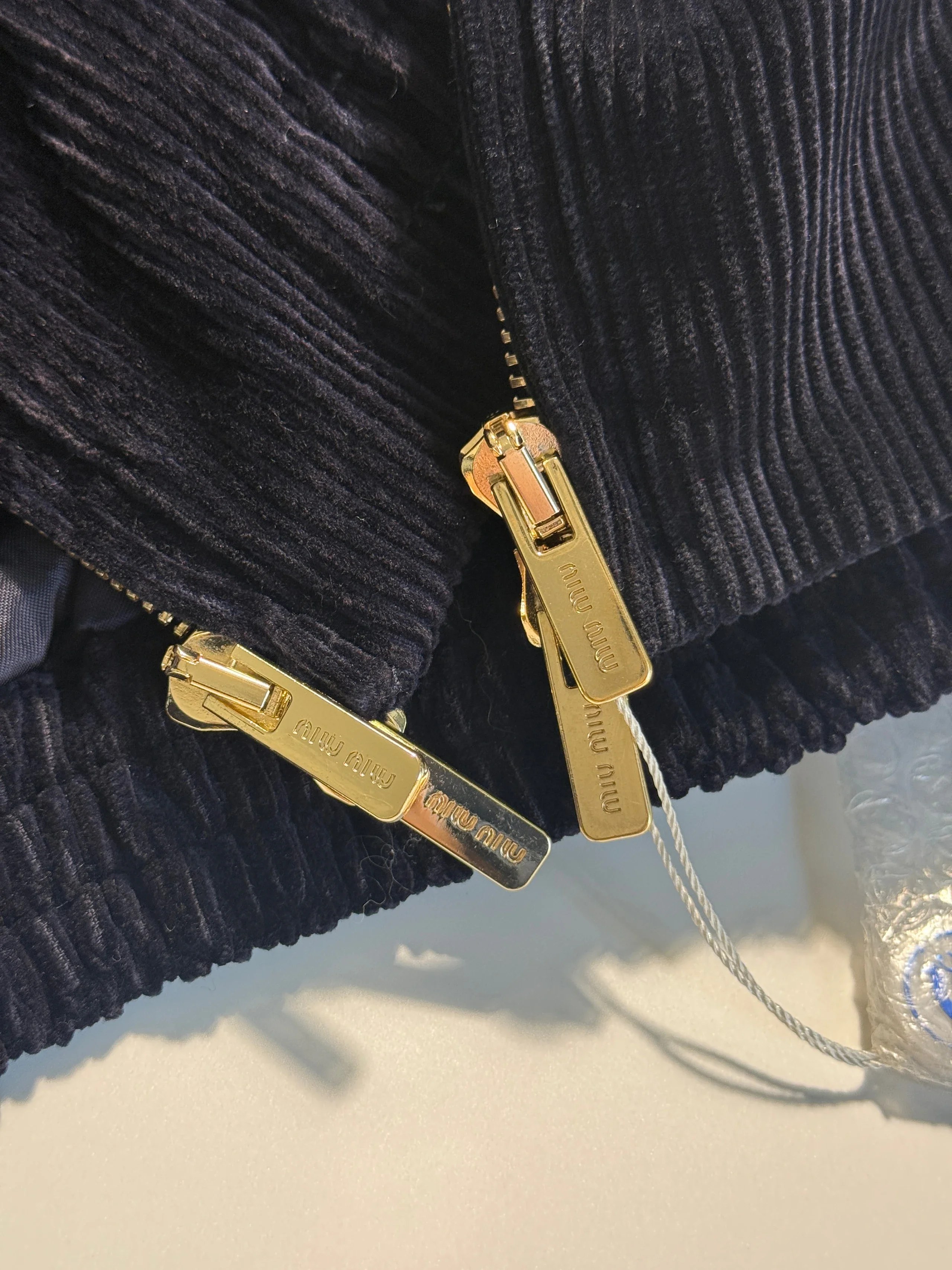 img14.jpg