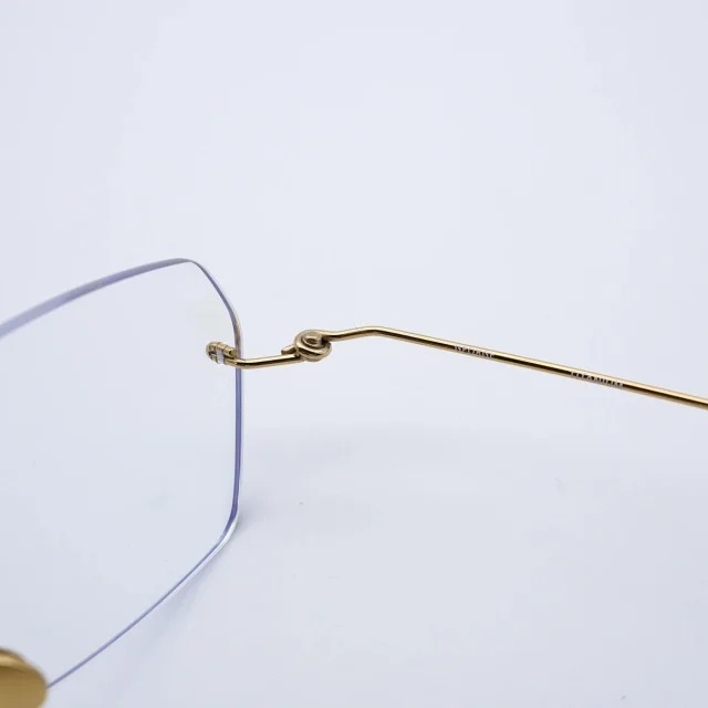 img16.jpg