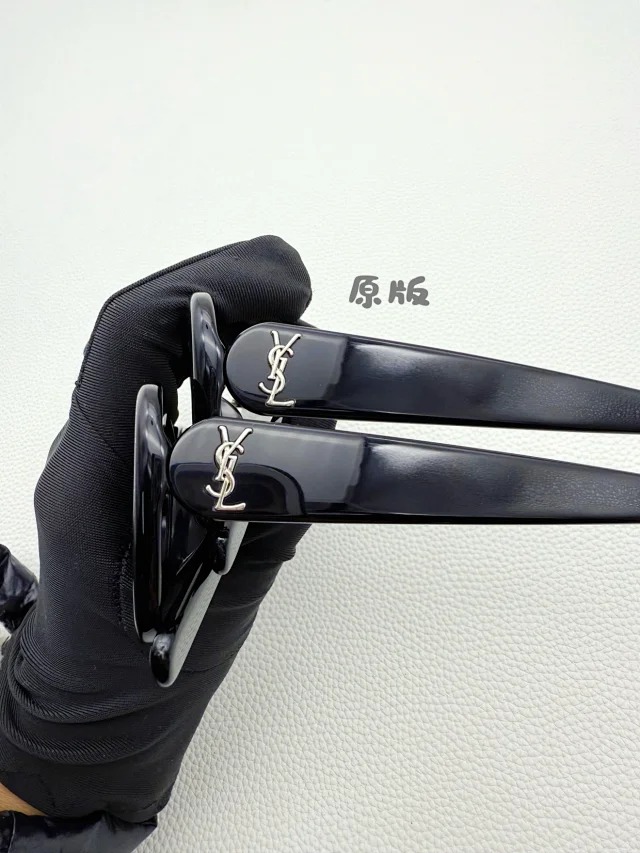 img14.jpg