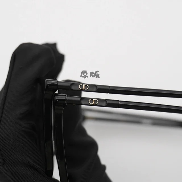 img12.jpg