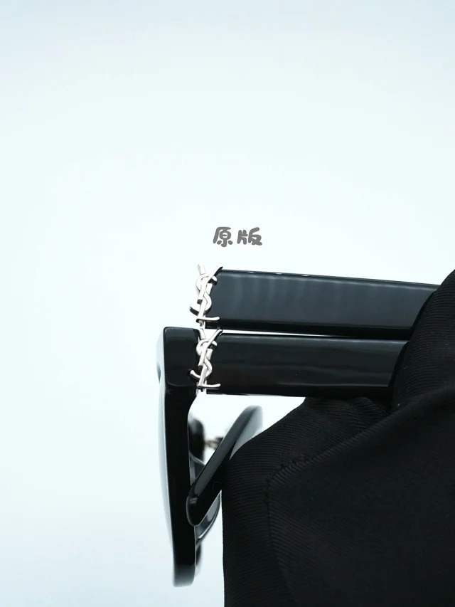img13.jpg