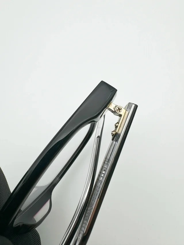 img4.jpg