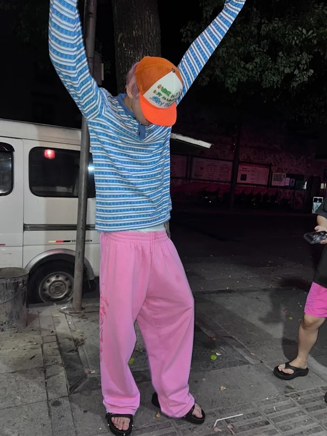 img27.jpg