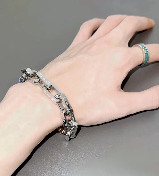 img18.jpg