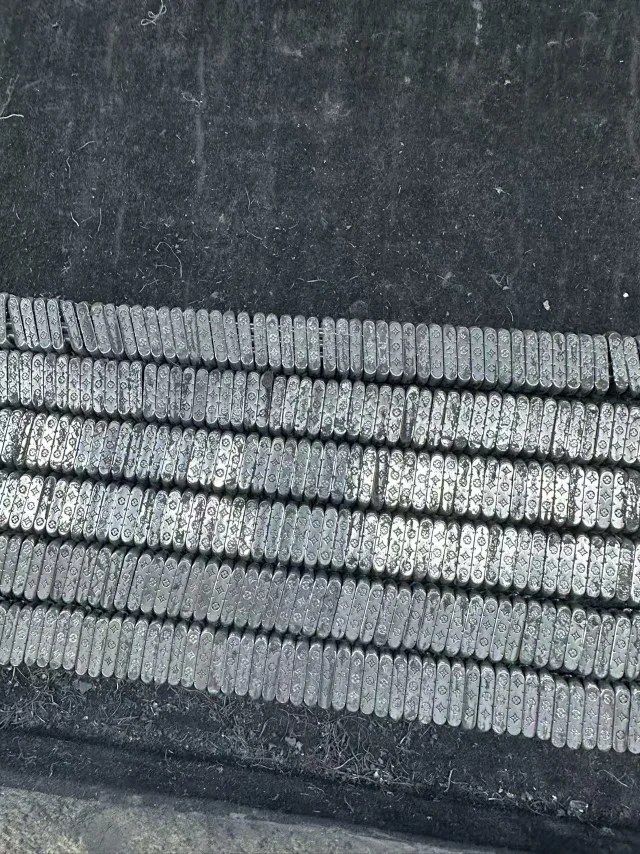 img2.jpg