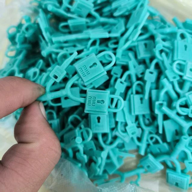 img2.jpg