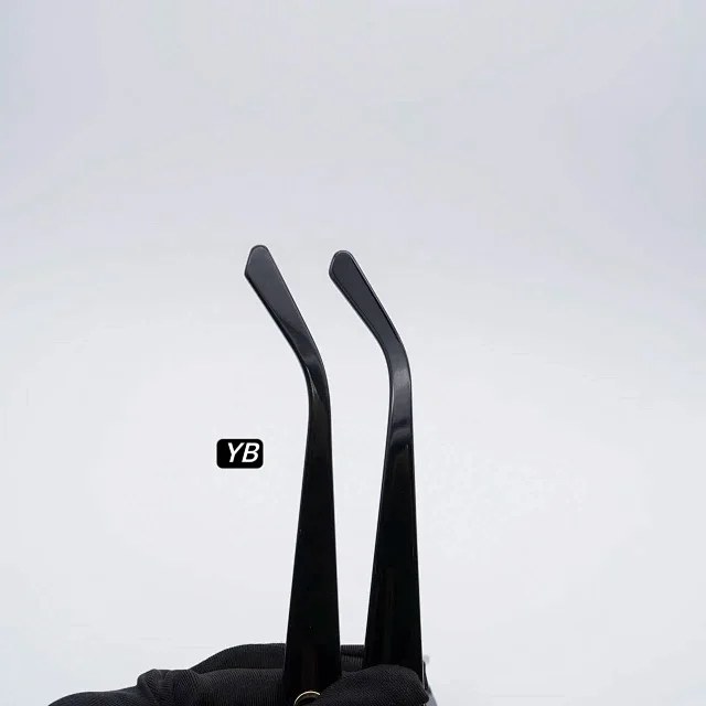 img10.jpg